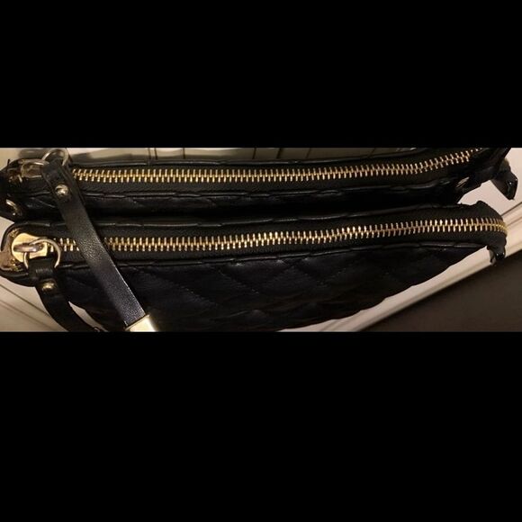 Utiliti by Rosetti Quilted Black Handbag - Picture 4 of 8